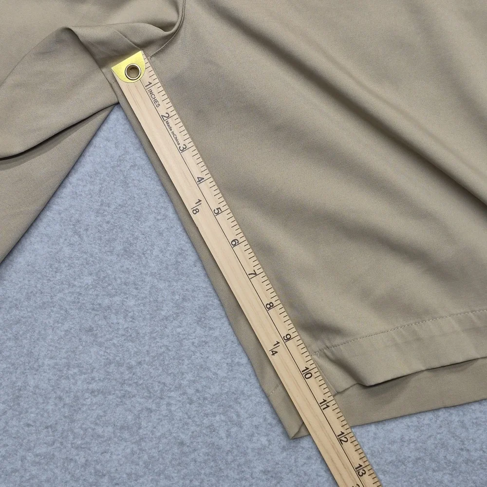 Nike Golf Dri-FIT Shorts Mens 34 Beige Tan Flat Front Stretch Lightweight
